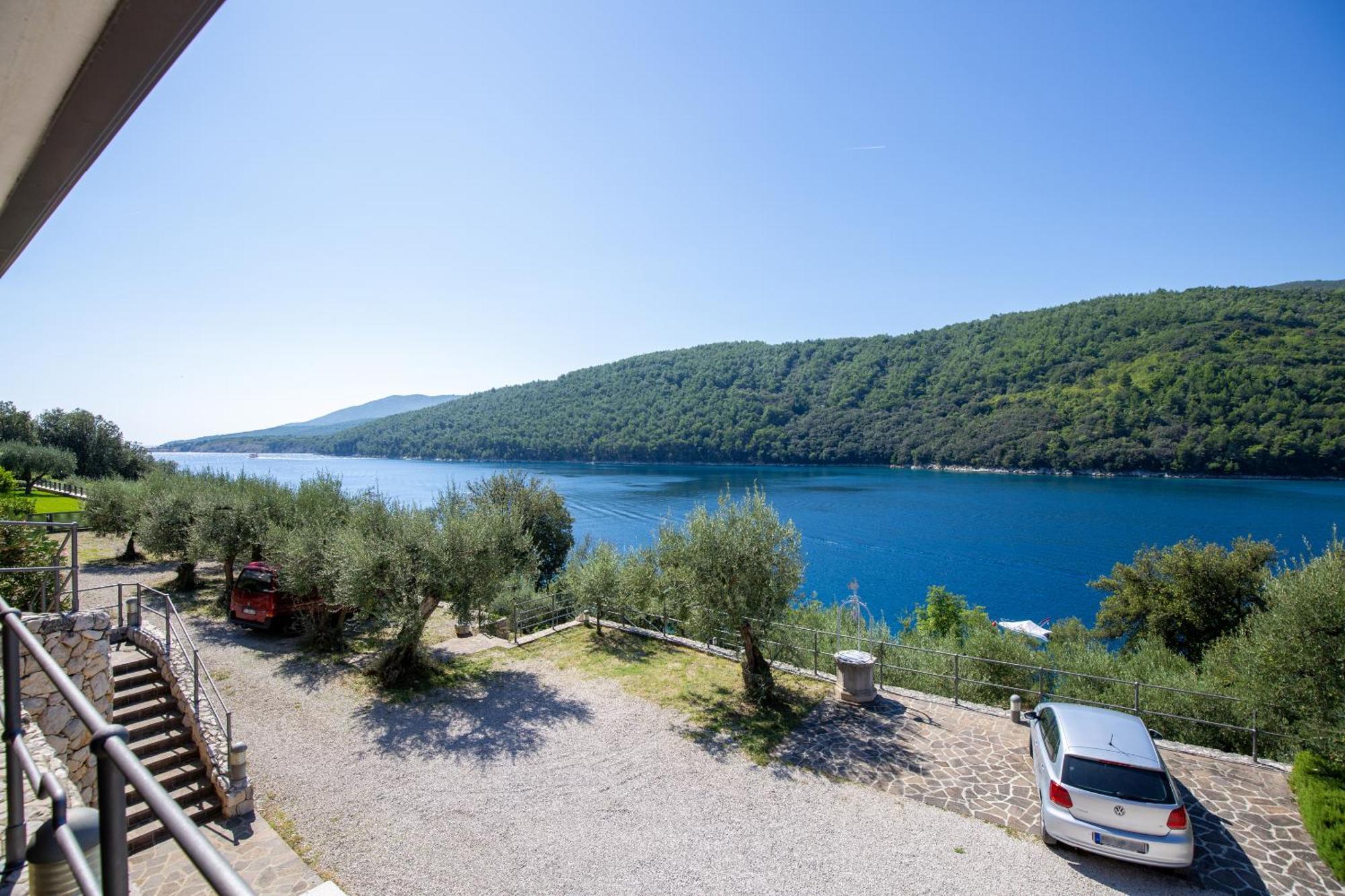 Istria Sea Side Apartment 210 & 209 Labin  Bagian luar foto